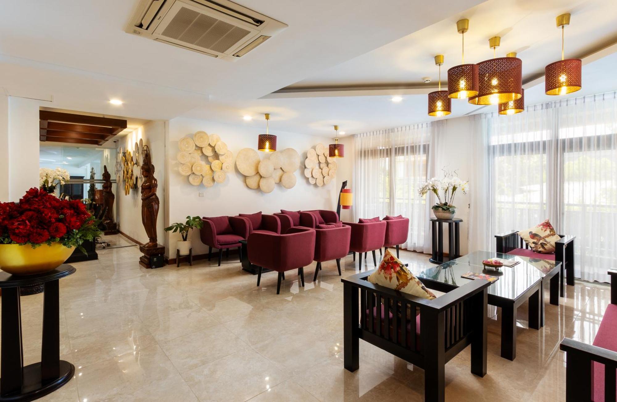 Jaya Suites Hotel 프놈펜 외부 사진